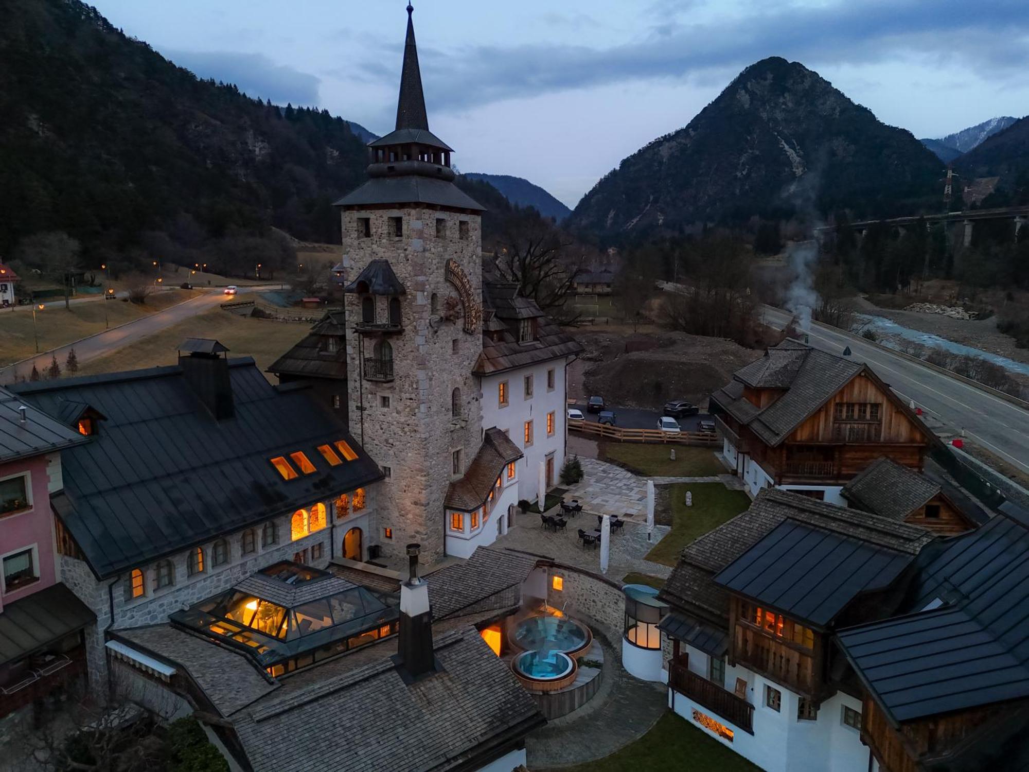 Hammerack Hotel Малборгето Валбруна Екстериор снимка